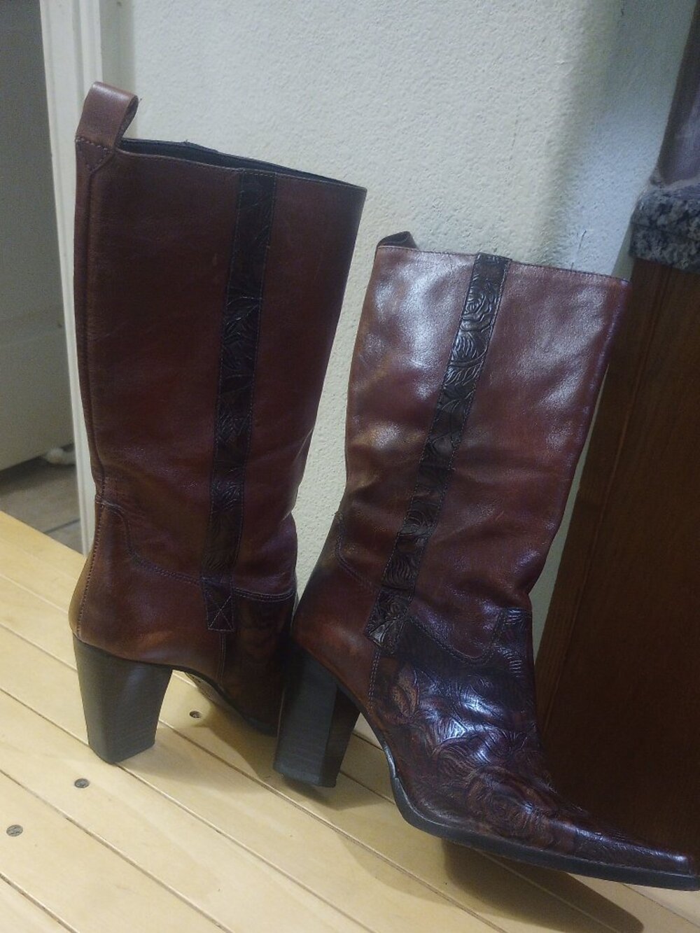Antonio Melani Cassidy Brown Tooled Floral Boots